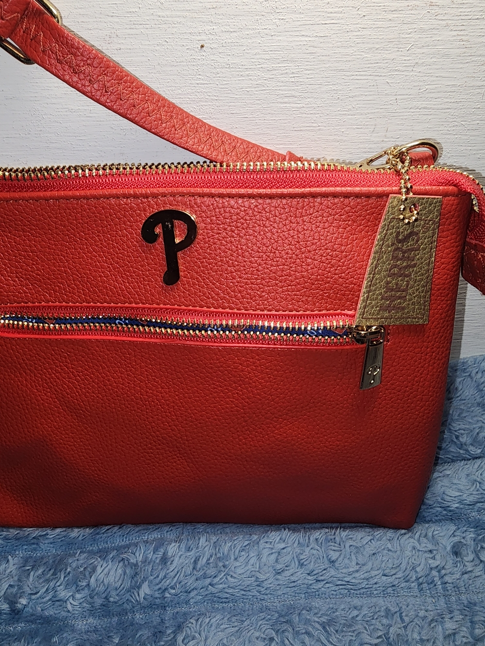 Phillies / Herrs Red Pebbled Crossbody Bag with Gold Accents Stadium Give Away